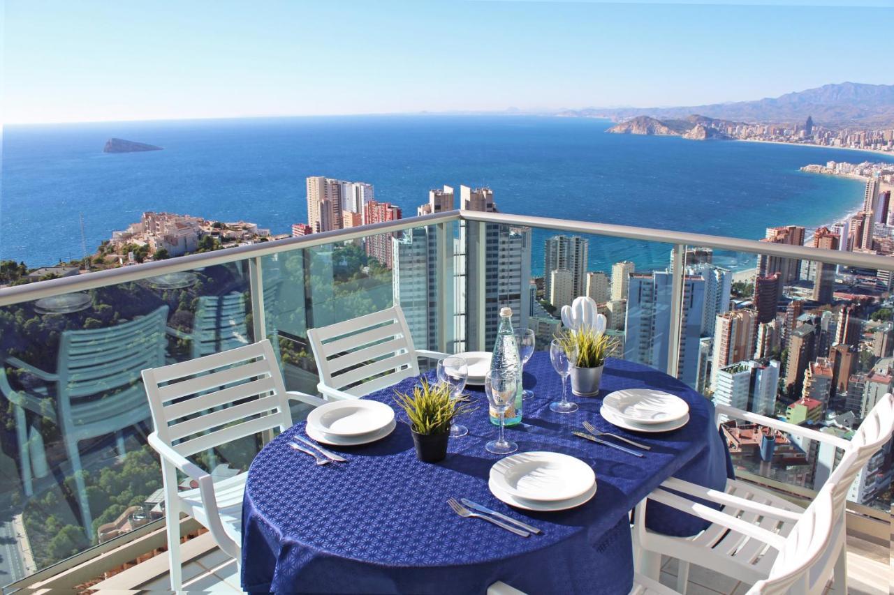 High Rise Apartment On The 39Th Floor With Private Terrace And Sea Views Benidorm Exterior photo
