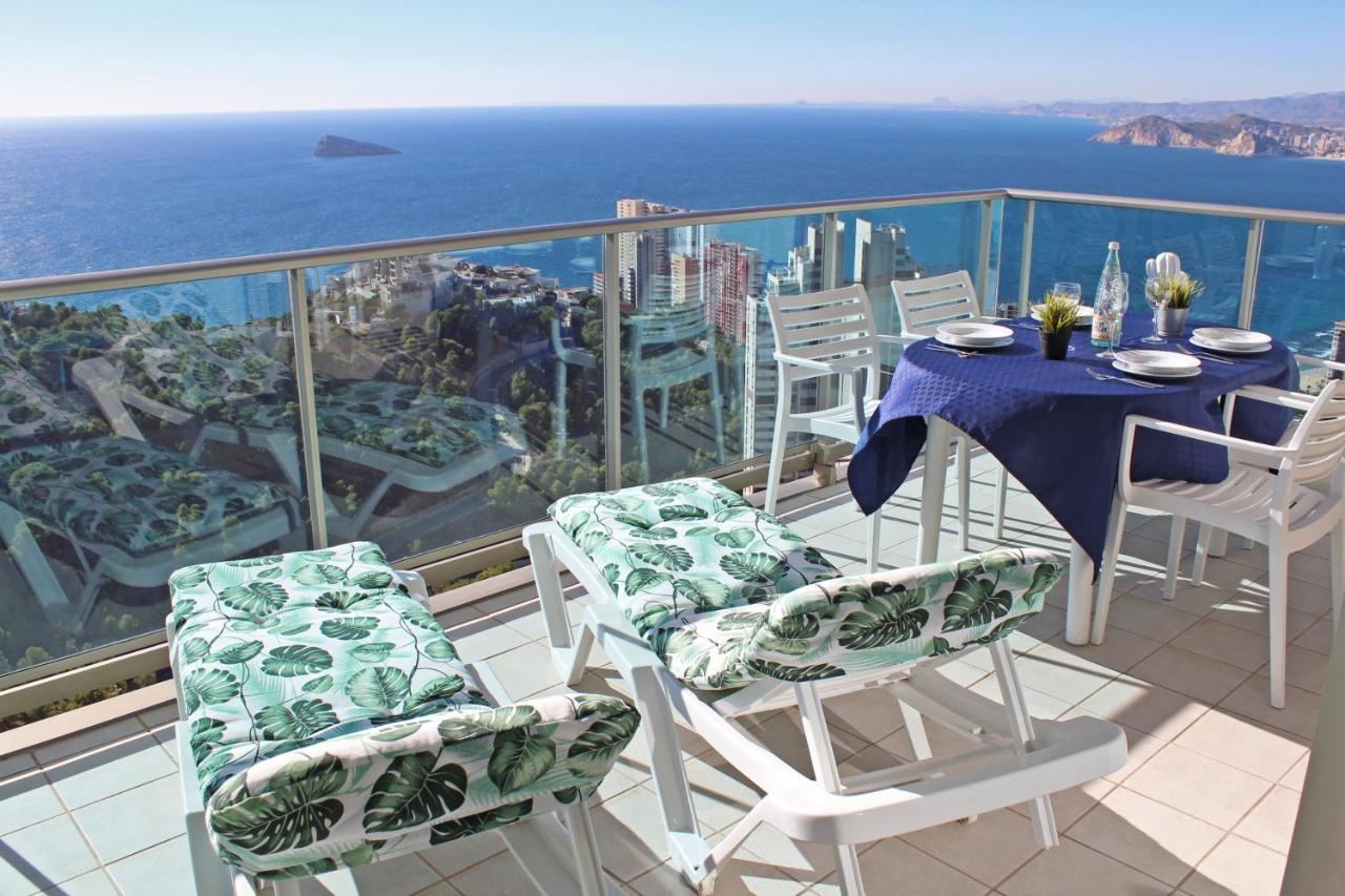 High Rise Apartment On The 39Th Floor With Private Terrace And Sea Views Benidorm Exterior photo