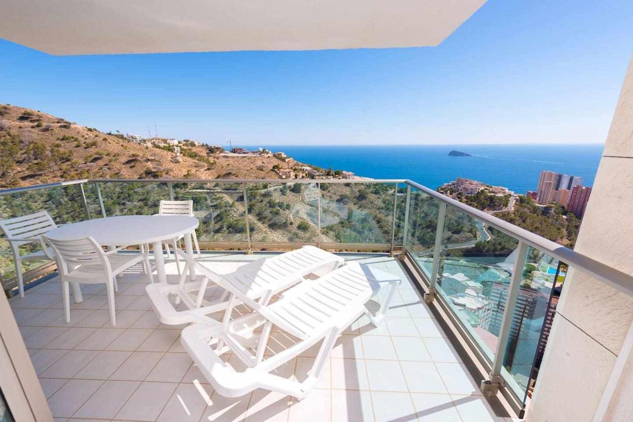 High Rise Apartment On The 39Th Floor With Private Terrace And Sea Views Benidorm Exterior photo