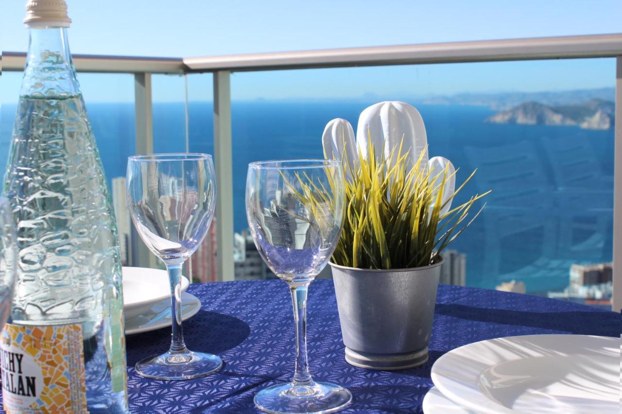 High Rise Apartment On The 39Th Floor With Private Terrace And Sea Views Benidorm Exterior photo