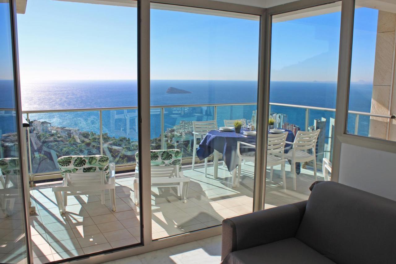 High Rise Apartment On The 39Th Floor With Private Terrace And Sea Views Benidorm Exterior photo